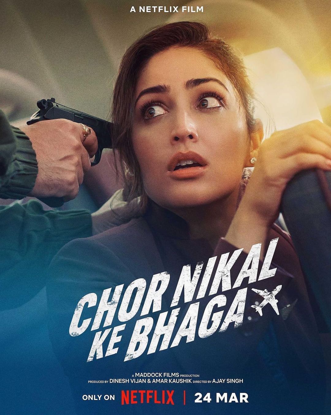 Chor nikal ke bhaagha review by cinehoppers